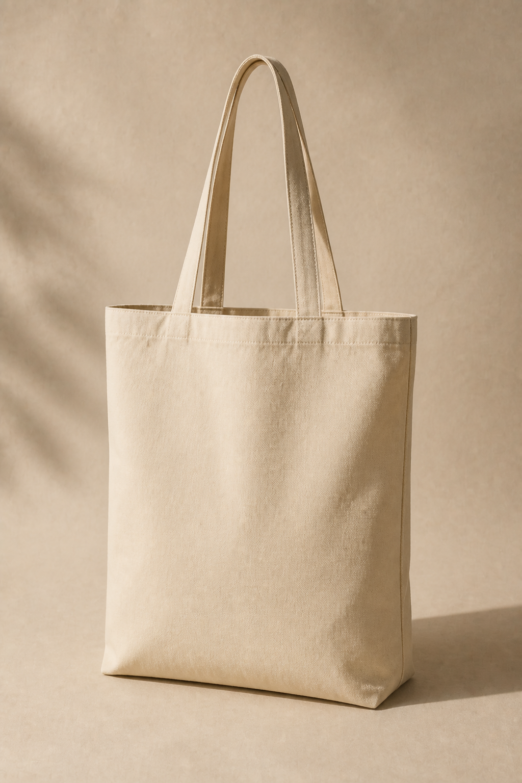 Heavy Tote in bone. Organic cotton, 140 gsm.